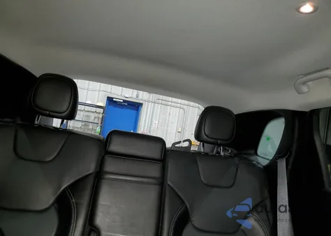 2019 Jeep Cherokee Limited z USA, uszkodzony, nr VIN 1C4PJMDX4KD231053